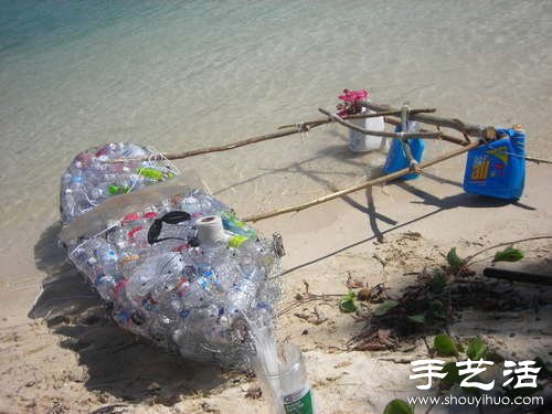 塑料瓶DIY制作簡陋筏子 -  rpnrmr.com