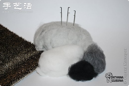 超詳細(xì)刺猬玩偶的羊毛氈手工制作教程 -  rpnrmr.com