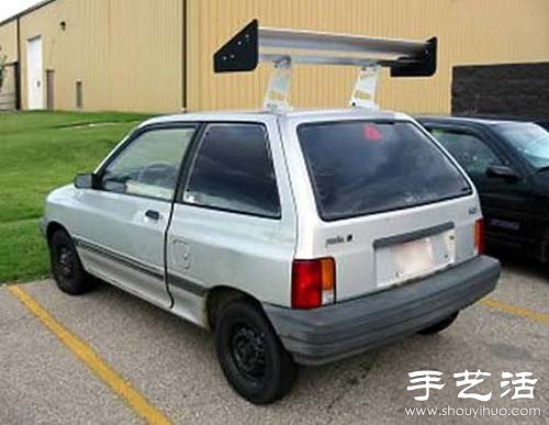 簡(jiǎn)單又省錢的汽車尾翼改裝DIY -  rpnrmr.com