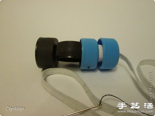 塑料瓶蓋變廢為寶手工制作機(jī)械戰(zhàn)警玩具 -  rpnrmr.com