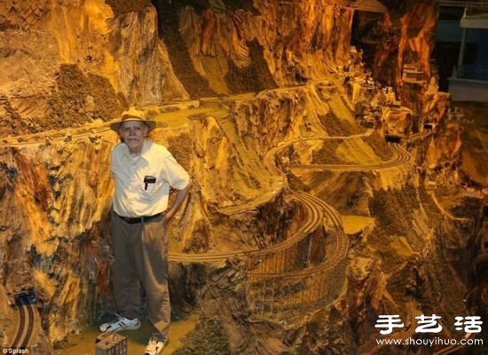 美國老伯耗費16年手工制作世界最大鐵道模型 -  rpnrmr.com