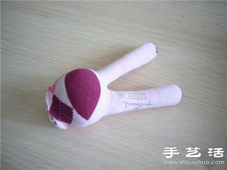 襪子+棉花+紐扣 手工制作兔子娃娃玩偶 -  rpnrmr.com