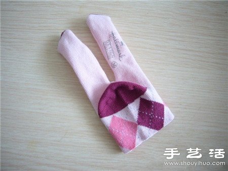 襪子+棉花+紐扣 手工制作兔子娃娃玩偶 -  rpnrmr.com
