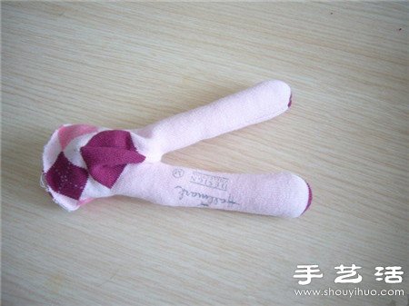 襪子+棉花+紐扣 手工制作兔子娃娃玩偶 -  rpnrmr.com
