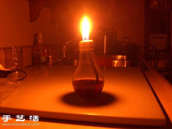 白熾燈泡廢物利用DIY制作浪漫小油燈 -  rpnrmr.com
