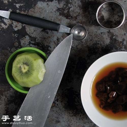 DIY讓人毛骨悚然的萬圣節(jié)“眼球”甜點(diǎn) -  rpnrmr.com