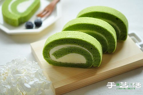 綠意盎然的抹茶天使奶酪蛋糕卷的做法 -  rpnrmr.com