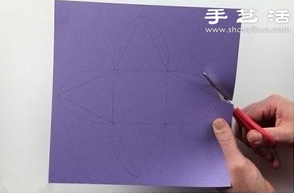 手工金字塔形狀糖果包裝盒制作圖解教程 -  rpnrmr.com