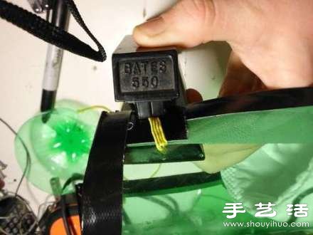 大瓶可樂瓶/雪碧瓶廢物利用制作防毒面具 -  rpnrmr.com