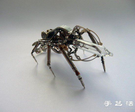 手表零部件+舊燈泡 牛人DIY機械昆蟲軍團 -  rpnrmr.com