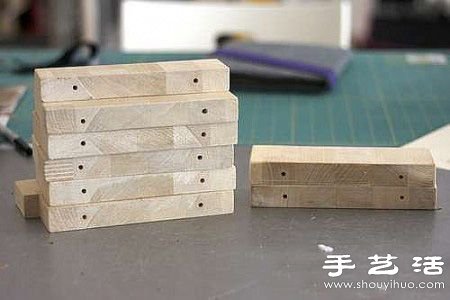 多余木地板廢物利用制作時(shí)尚創(chuàng)意書(shū)架 -  rpnrmr.com