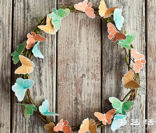 蝴蝶花環(huán)裝飾手工制作圖解教程 -  rpnrmr.com