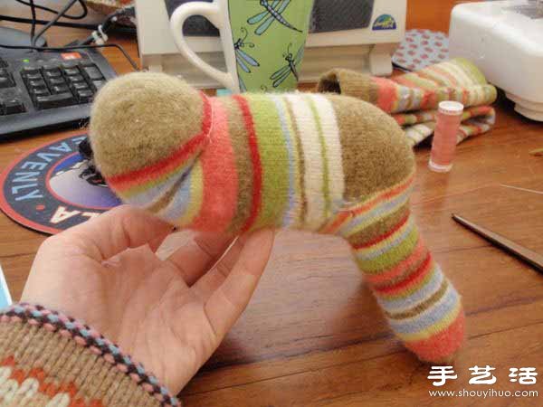 襪子制作毛絨絨的可愛小狗玩偶 -  rpnrmr.com