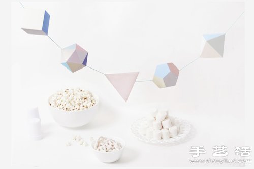 手工剪紙立體掛件的制作方法 -  rpnrmr.com