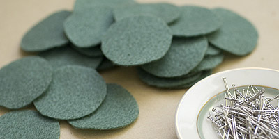 海綿+毛氈布 手工制作迷你裝飾圣誕樹(shù) -  rpnrmr.com