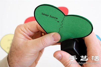 卡紙+訂書(shū)機(jī) 超簡(jiǎn)單手工制作糖果愛(ài)心包裝 -  rpnrmr.com