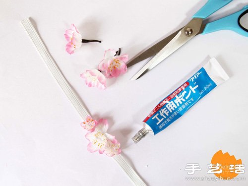櫻花造型可愛(ài)書(shū)簽手工制作方法 -  rpnrmr.com