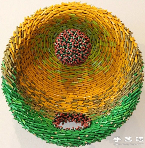 彩色鉛筆DIY而成的創(chuàng)意雕塑 -  rpnrmr.com