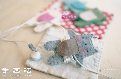 毛氈布DIY制作的可愛貓咪收線器 -  rpnrmr.com