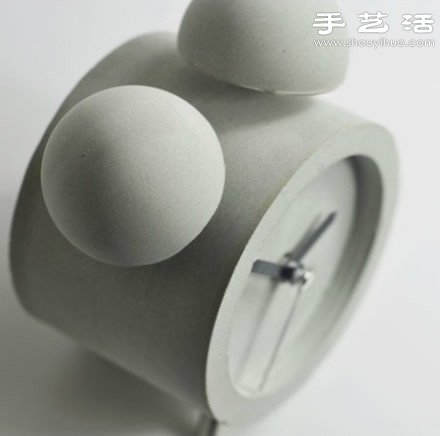 DIY充滿現(xiàn)代工業(yè)氣息的混凝土鬧鐘 -  rpnrmr.com