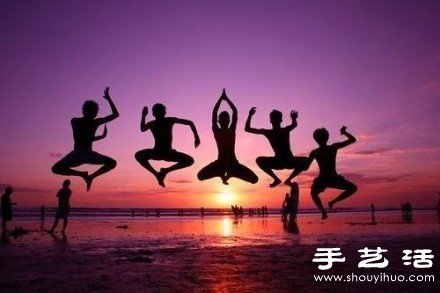 充滿趣味的海邊畢業(yè)照創(chuàng)意 -  rpnrmr.com