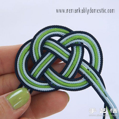 小清新風(fēng)格結(jié)繩手鏈DIY制作圖解教程 -  rpnrmr.com