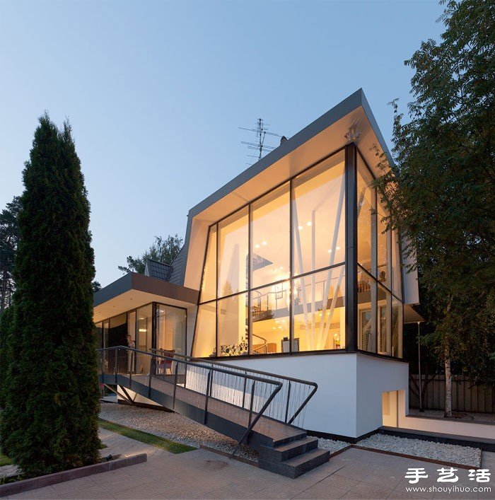 莫斯科開放式布局現(xiàn)代別墅裝修設(shè)計 -  rpnrmr.com
