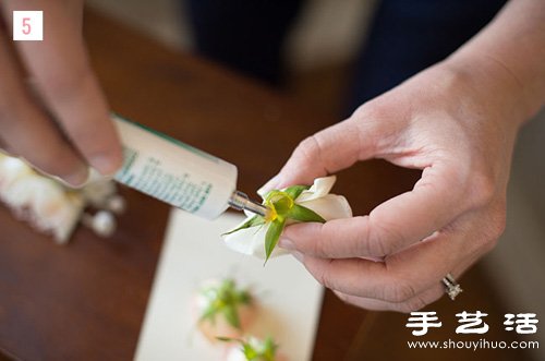 美翻了的鮮花發(fā)卡手工制作圖解教程 -  rpnrmr.com
