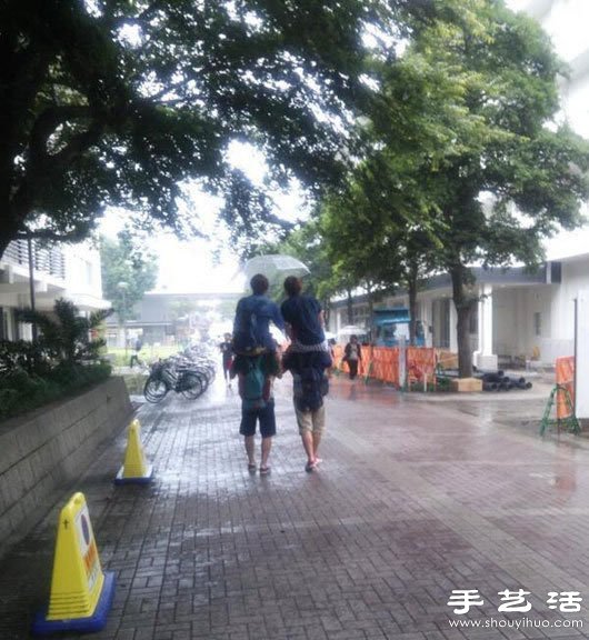 合打一把傘的至高境界~ -  rpnrmr.com