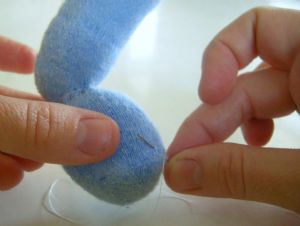 襪子手工制作兔子娃娃的方法 -  rpnrmr.com