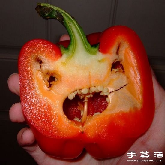 青椒與紅椒創(chuàng)意DIY恐怖表情 -  rpnrmr.com