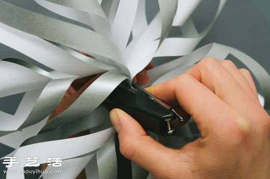 手工剪紙制作超美3D立體雪花教程 -  rpnrmr.com