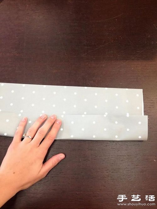 手工折紙制作經(jīng)典的禮品包裝袋 -  rpnrmr.com