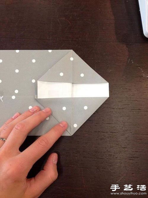 手工折紙制作經(jīng)典的禮品包裝袋 -  rpnrmr.com