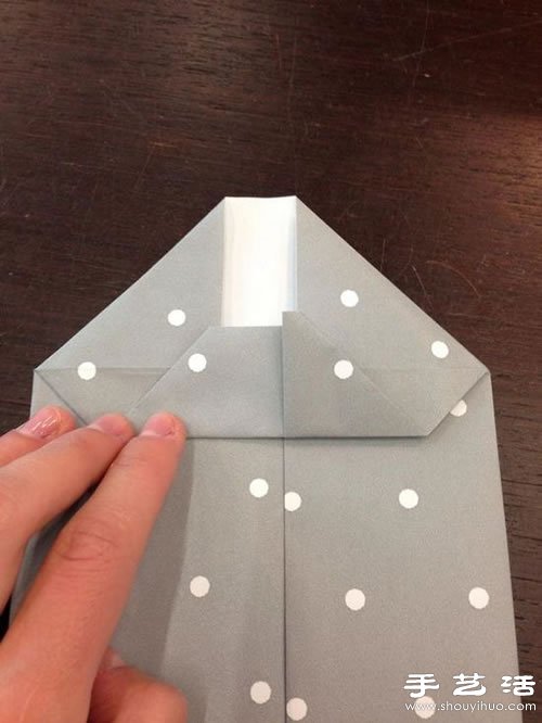 手工折紙制作經(jīng)典的禮品包裝袋 -  rpnrmr.com