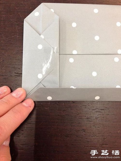 手工折紙制作經(jīng)典的禮品包裝袋 -  rpnrmr.com