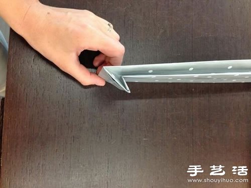 手工折紙制作經(jīng)典的禮品包裝袋 -  rpnrmr.com