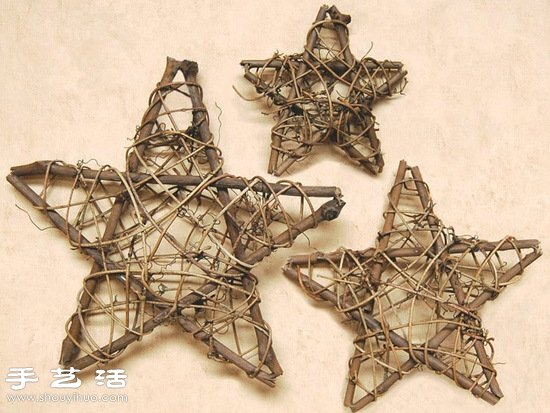 枯樹(shù)枝變廢為寶DIY制作原生態(tài)手工藝品 -  rpnrmr.com