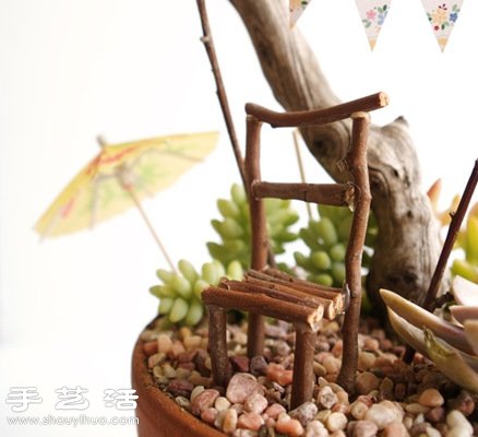 枯樹(shù)枝變廢為寶DIY制作原生態(tài)手工藝品 -  rpnrmr.com