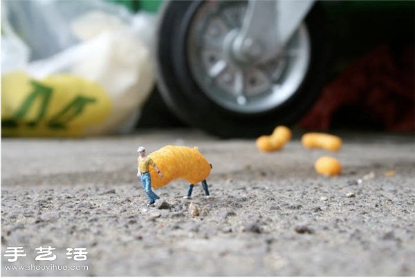 Slinkachu的小小人模型街頭涂鴉藝術(shù) -  rpnrmr.com