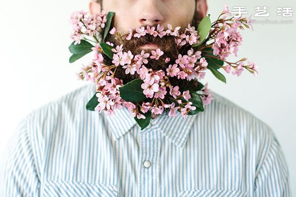 男人胡子上插花你見過沒？ -  rpnrmr.com