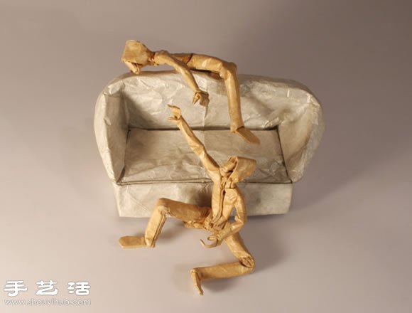 復(fù)雜人物折紙作品欣賞——穿風(fēng)衣的小人 -  rpnrmr.com
