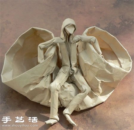 復(fù)雜人物折紙作品欣賞——穿風(fēng)衣的小人 -  rpnrmr.com