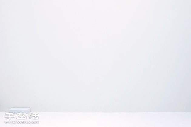 YOY設(shè)計(jì)：模仿飛舞A4紙張的鋼制書架 -  rpnrmr.com