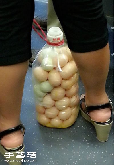 大嬸，能告訴怎么把雞蛋放進(jìn)去的么？ -  rpnrmr.com
