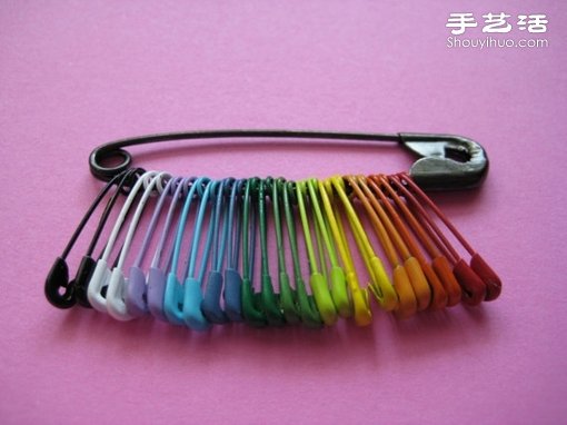 別針創(chuàng)意DIY 不同顏色串起來(lái)也挺美的！ -  rpnrmr.com