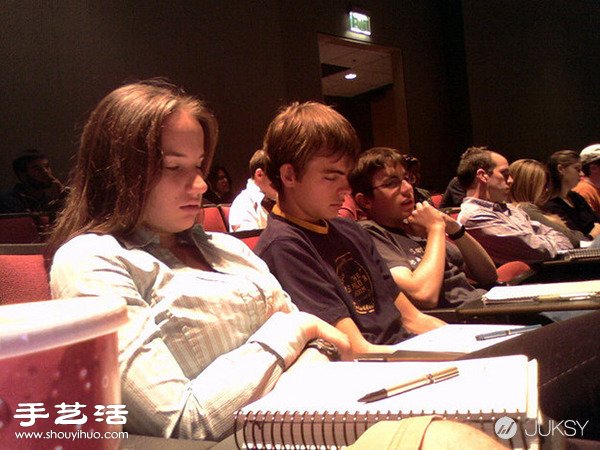告訴你真實(shí)的國(guó)外大學(xué)生活 跟想象差距好大 -  rpnrmr.com