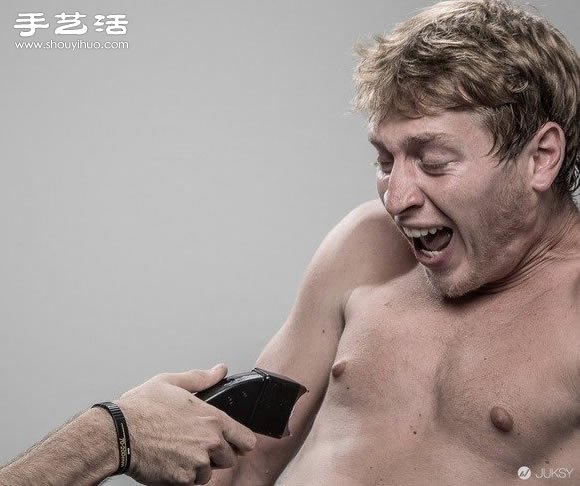 你見過么?被30萬伏特電擊棒電擊的瞬間表情 -  rpnrmr.com