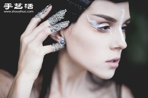 來(lái)自古希臘時(shí)期的戒指 ravenevejewelry -  rpnrmr.com
