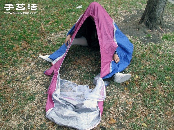 超方便攜帶帳篷，但睡姿簡(jiǎn)直莫名其妙 -  rpnrmr.com